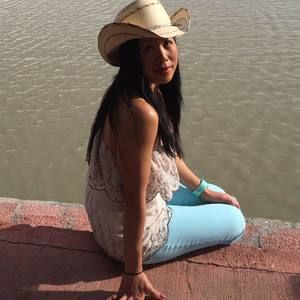 Meet your Posher, Deanna